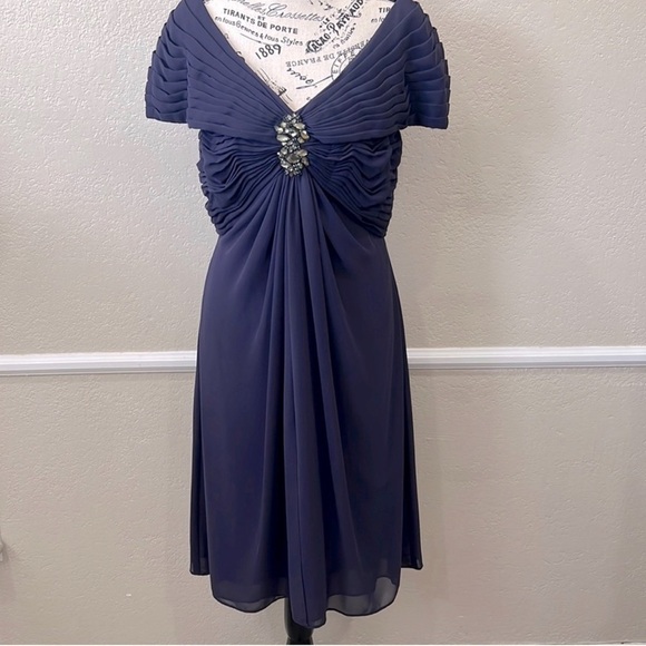 Tadashi Shoji Navy Blue Dress Elegant V-Neck Party - Picture 1 of 8